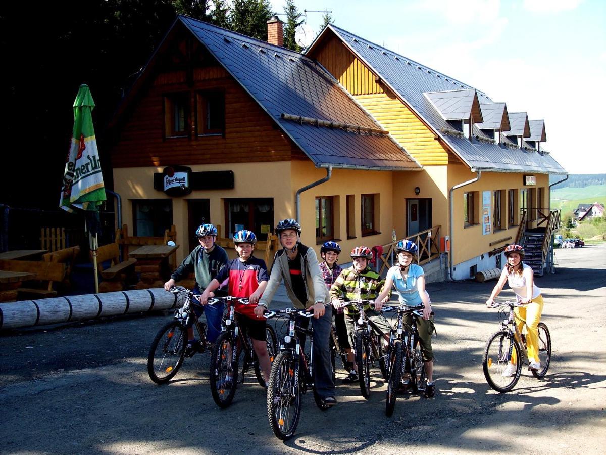 Sportcentrum Klínovec Loučná pod Klínovcem Exterior foto